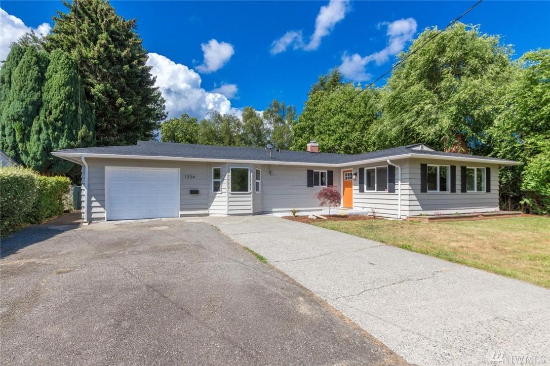 1334 Ivy Rd - Photo 1