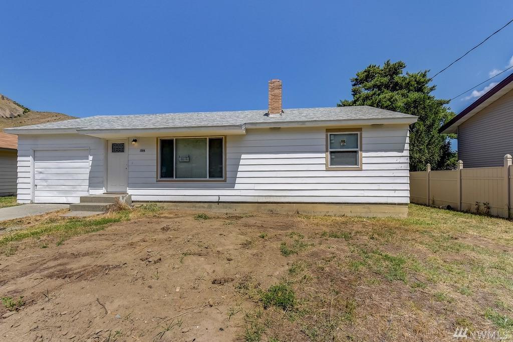 1904 Wellington Place - Photo 1