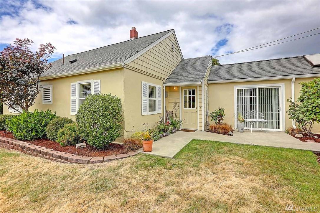 153 Tarragon Ave - Photo 1