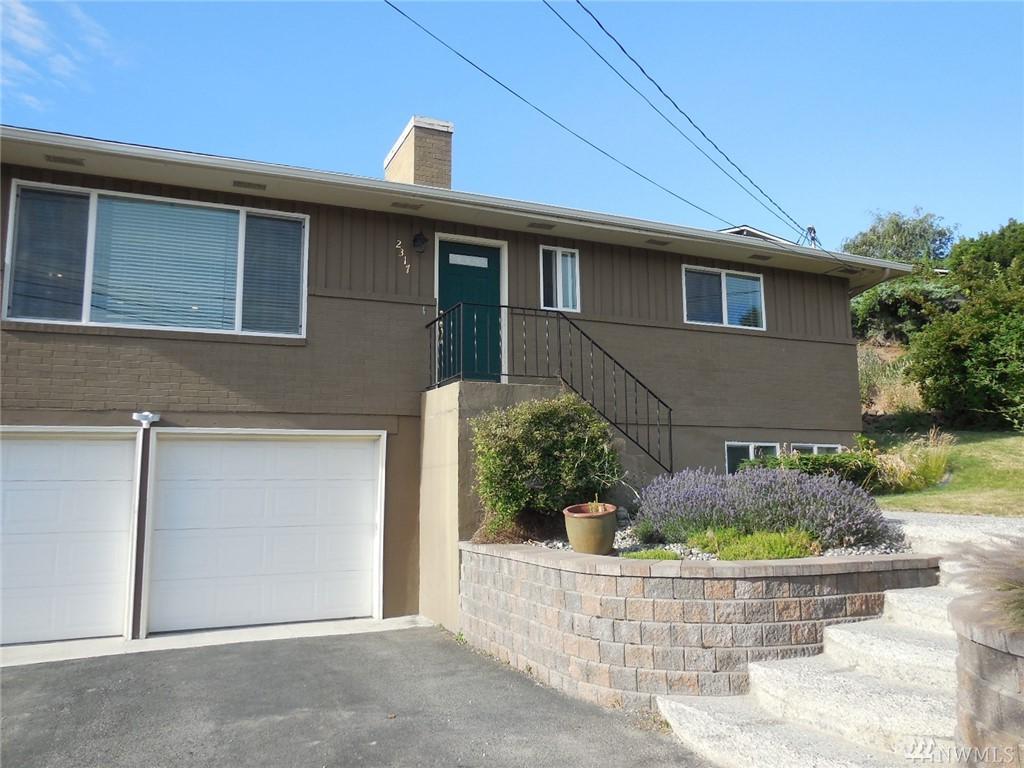 2317 Lester Rd - Photo 1