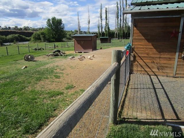 494 Pomona Rd - Photo 1