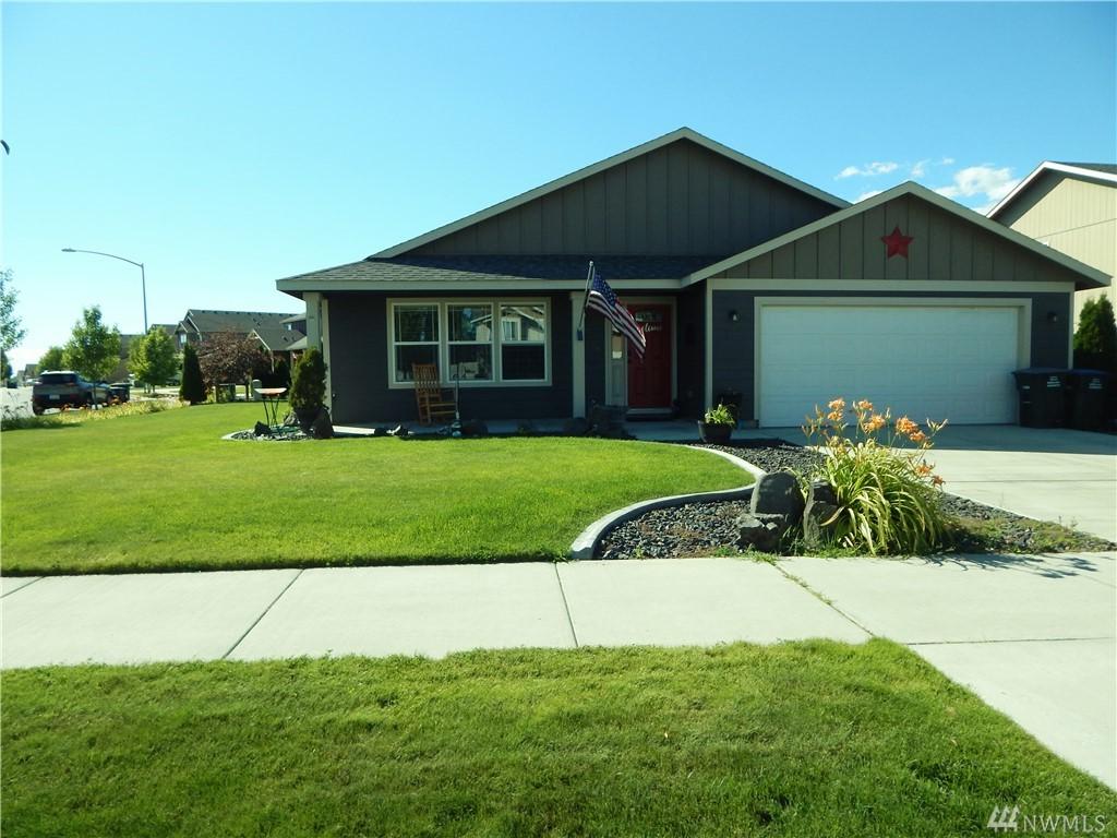 300 Shrike St - Photo 1