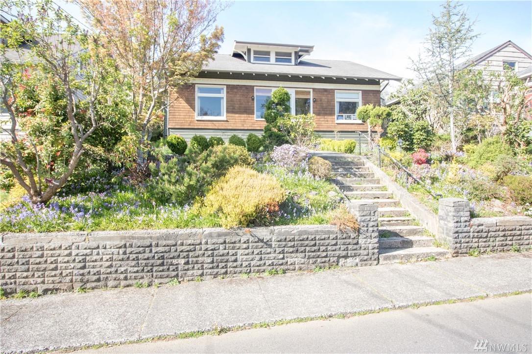 317 Sunset Dr - Photo 1