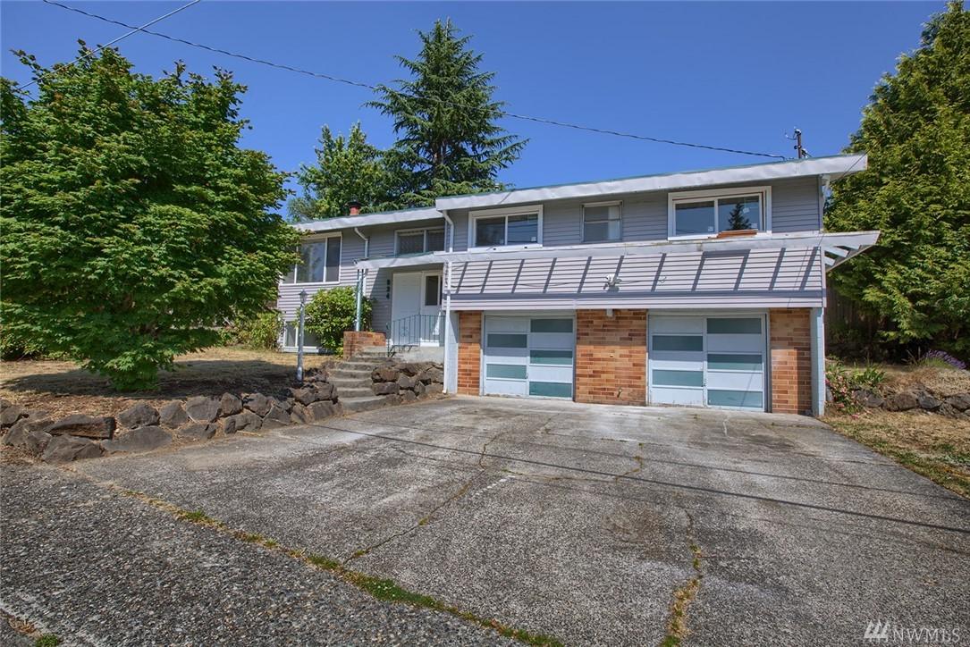 834 Lynnwood Ave - Photo 1