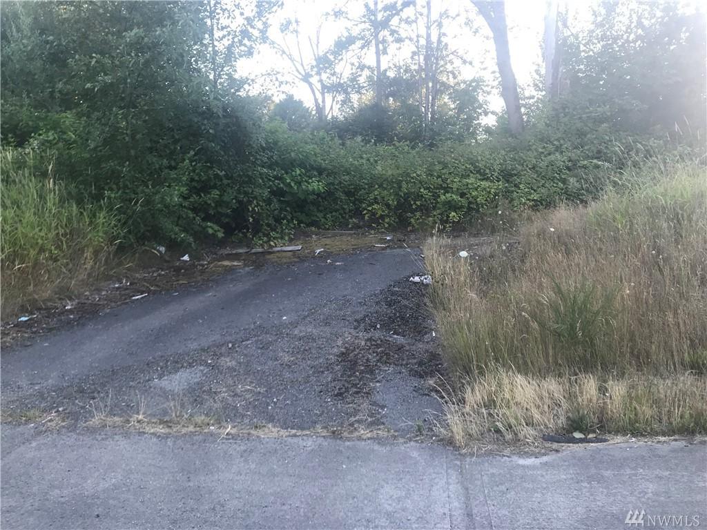 15014 Canyon Rd - Photo 1