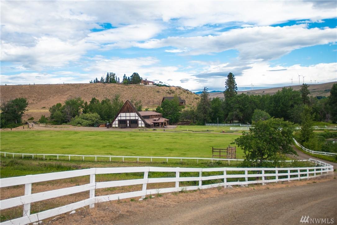 1601 Taneum Rd - Photo 1