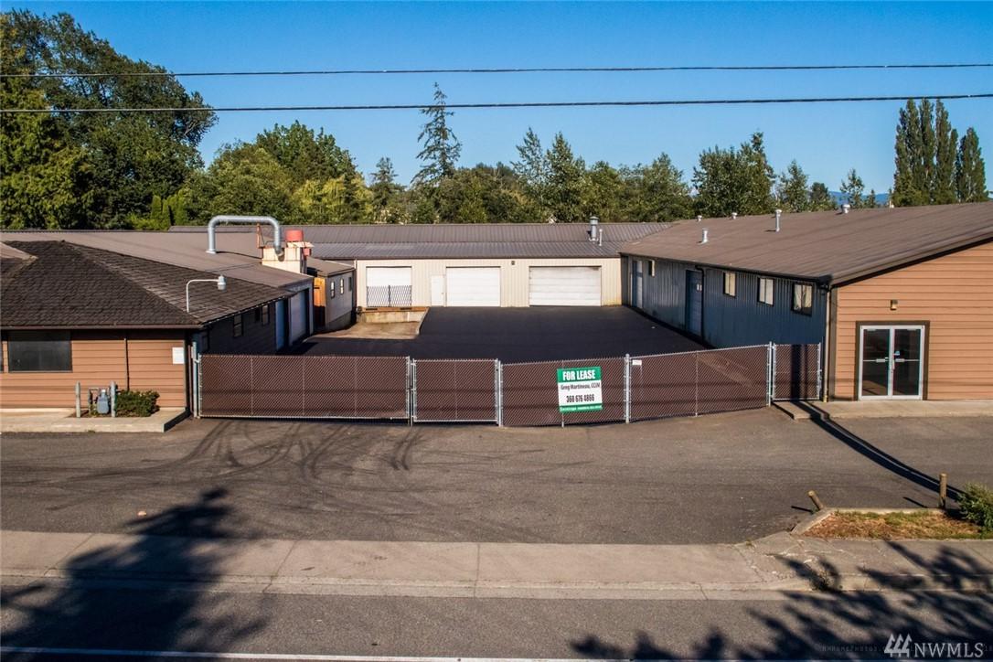 3254 Bennett Dr - Photo 1