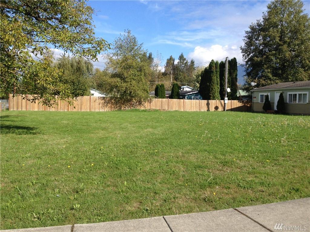 221 Reed St - Photo 1