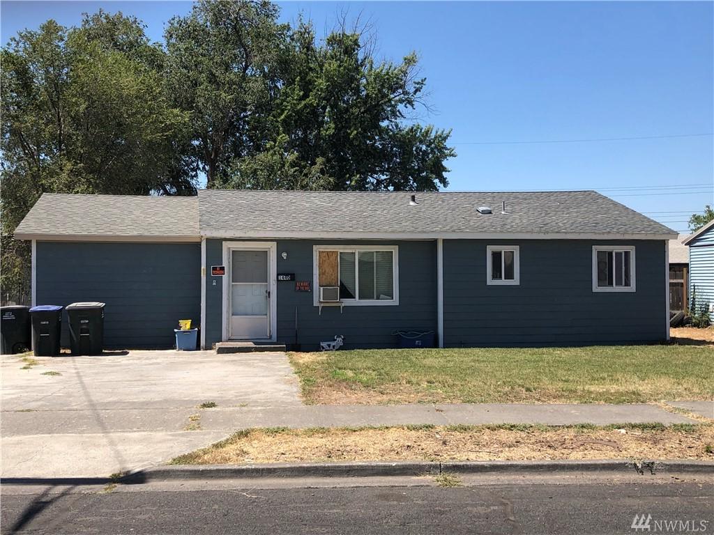 1440 Sunset Dr - Photo 1