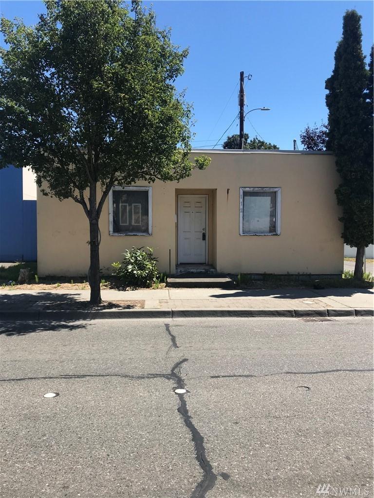 112 State Ave - Photo 1