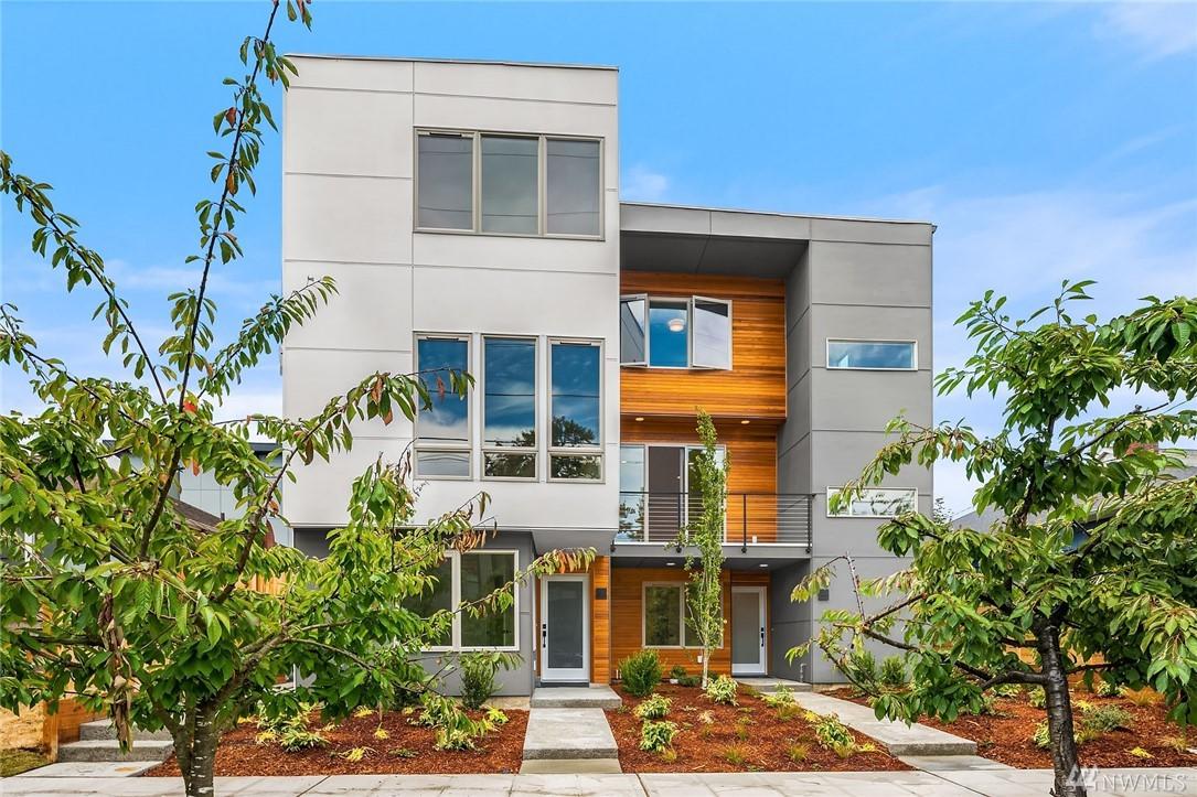 3003 62nd Ave - Photo 1