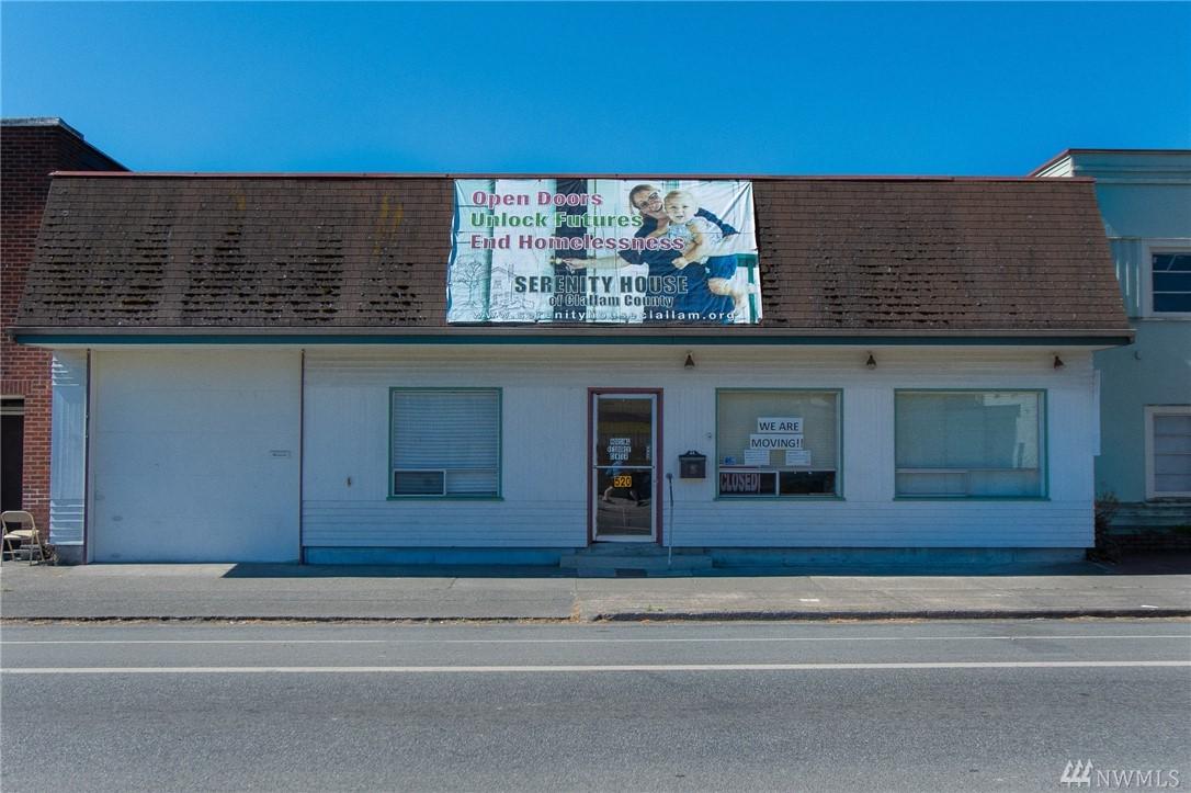 520 First St - Photo 1