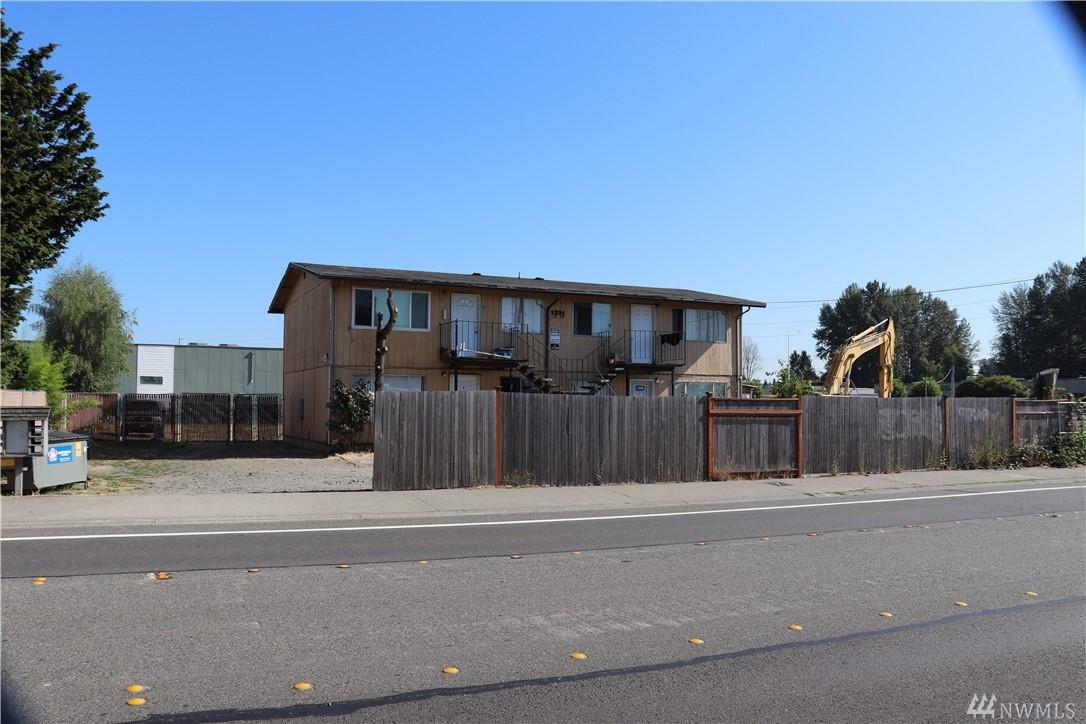 1231 James St - Photo 1