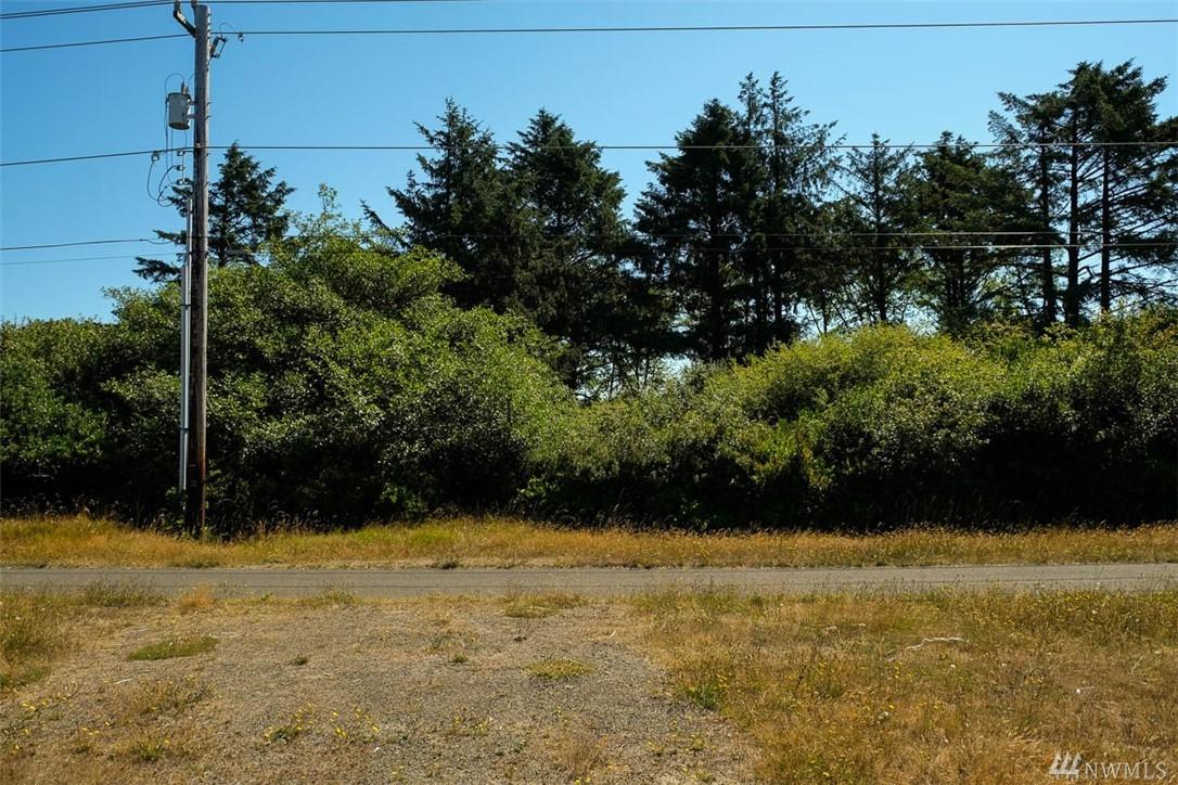 392 Point Brown Ave - Photo 1