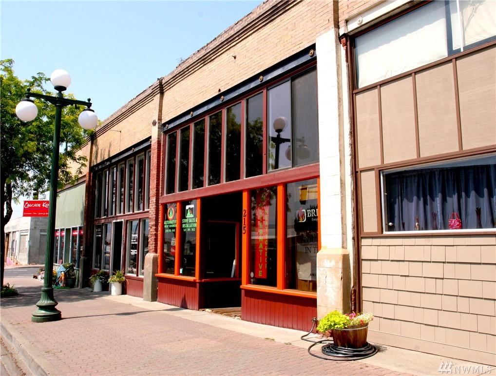 215 3rd Ave - Photo 1