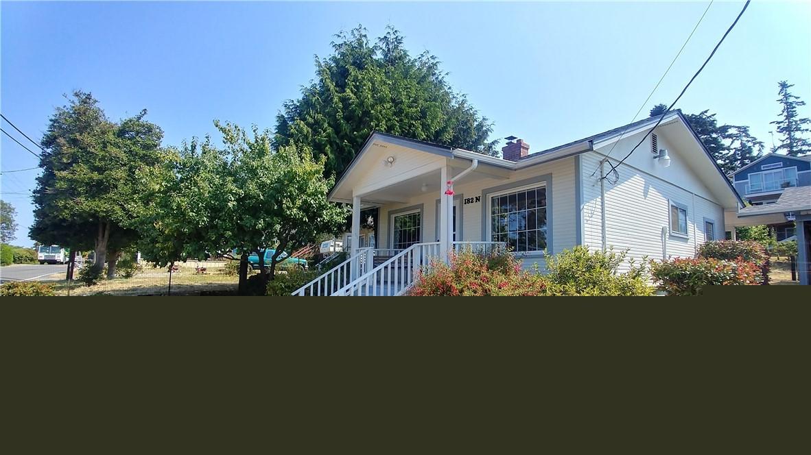 182 Sunset Dr - Photo 1