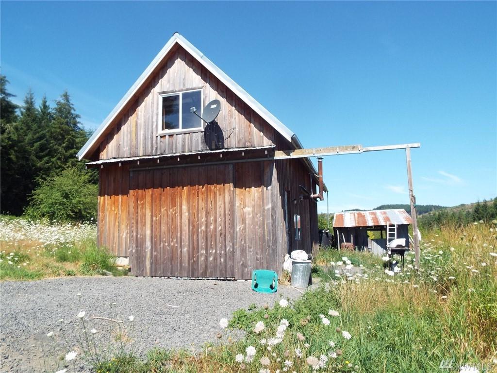 1722 Bunker Creek Rd - Photo 1