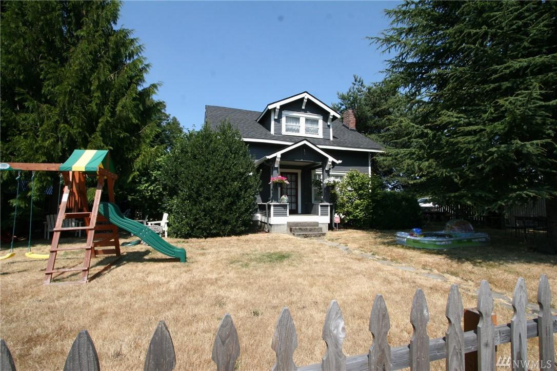 827 Marsh St - Photo 1