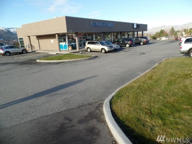 220 Eastmont Ave - Photo 1