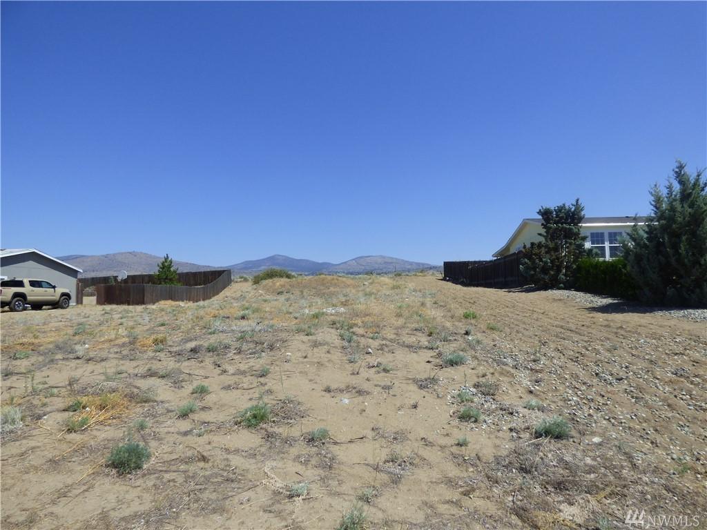 18 Bentham Rd - Photo 1