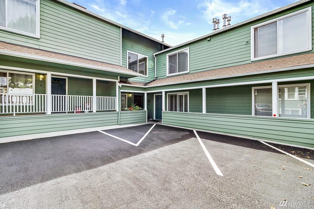 3610 36th Ave - Photo 1