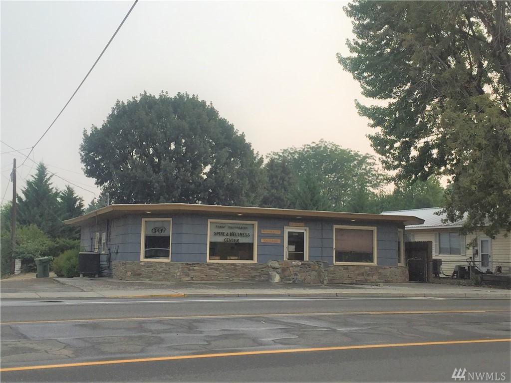 208 4th Ave - Photo 1
