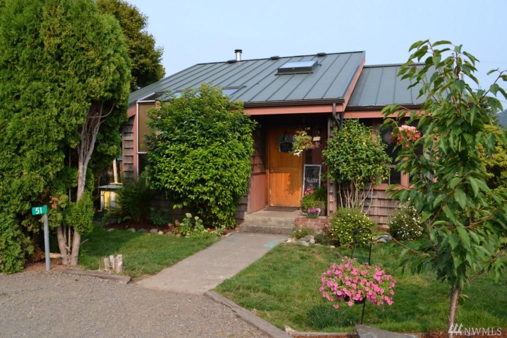 51 Blackberry St - Photo 1