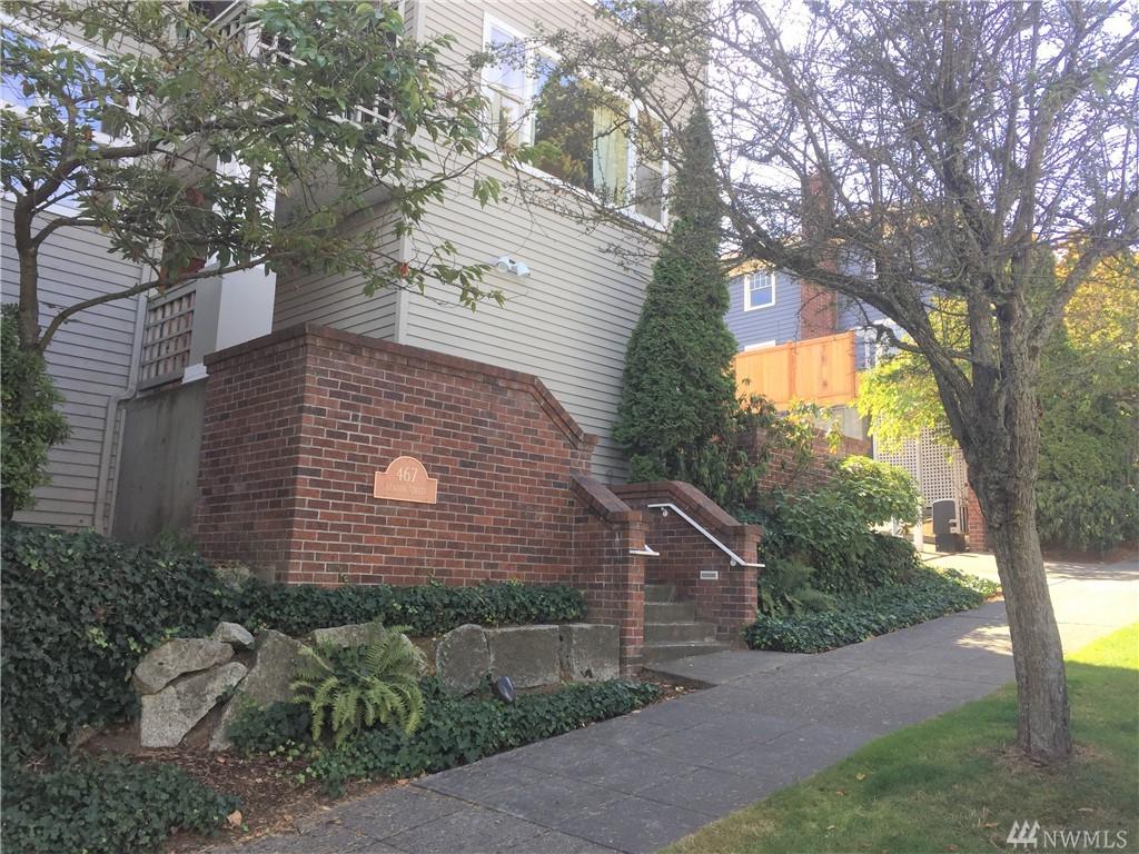 467 Newton St - Photo 1