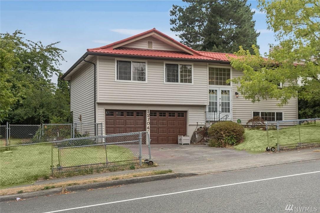 12704 168th St - Photo 1
