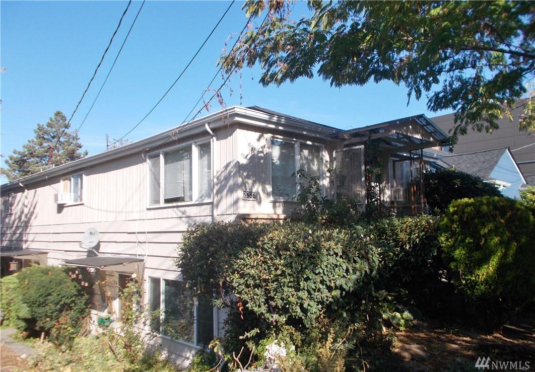 2223 Minor Ave - Photo 1