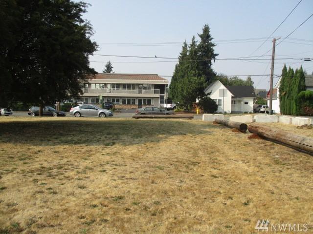 311 Main St - Photo 1