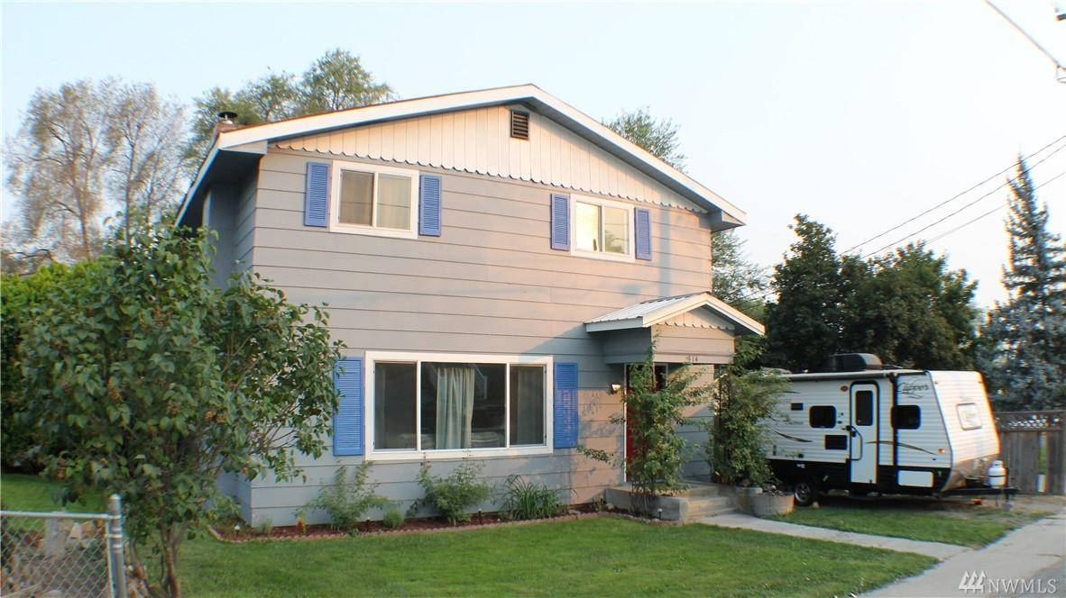 314 4th Ave - Photo 1