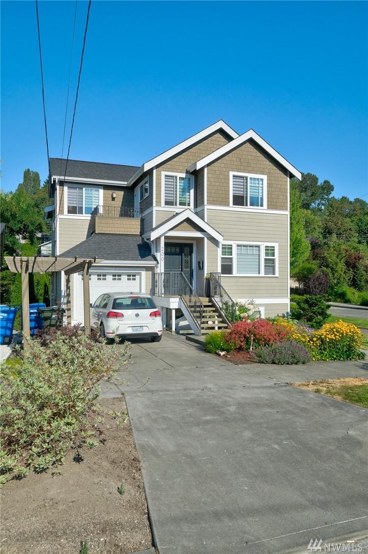 200 30th Ave - Photo 1