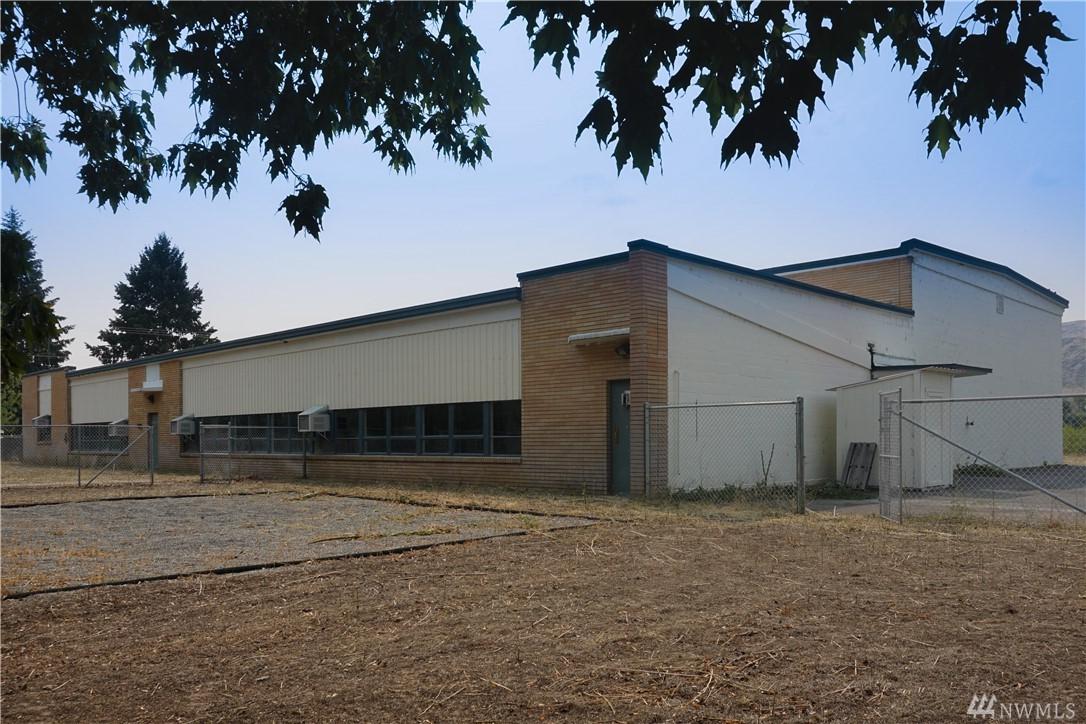 7 School Rd - Photo 1