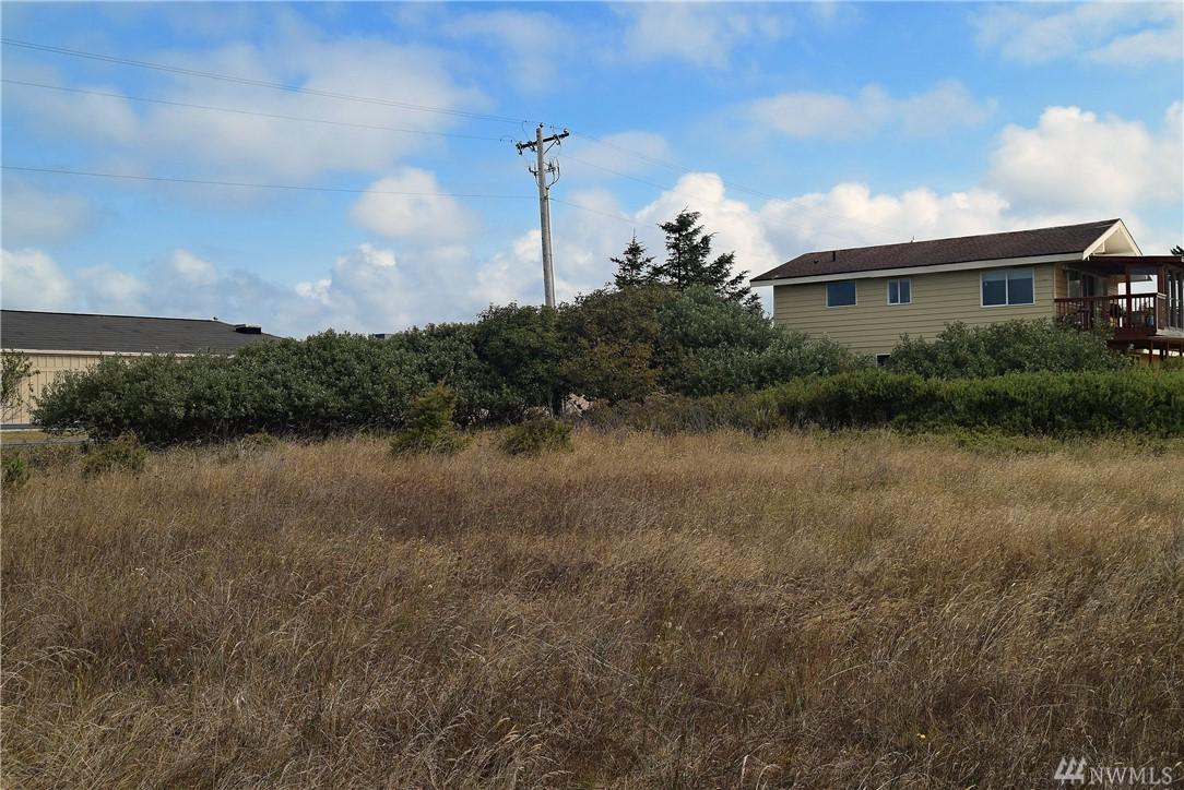 139 J. K. Lewis St - Photo 1