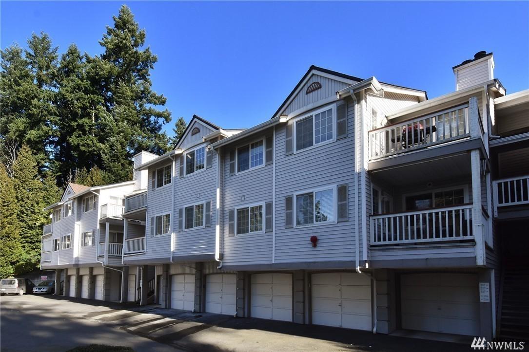 8545 166th Ave - Photo 1