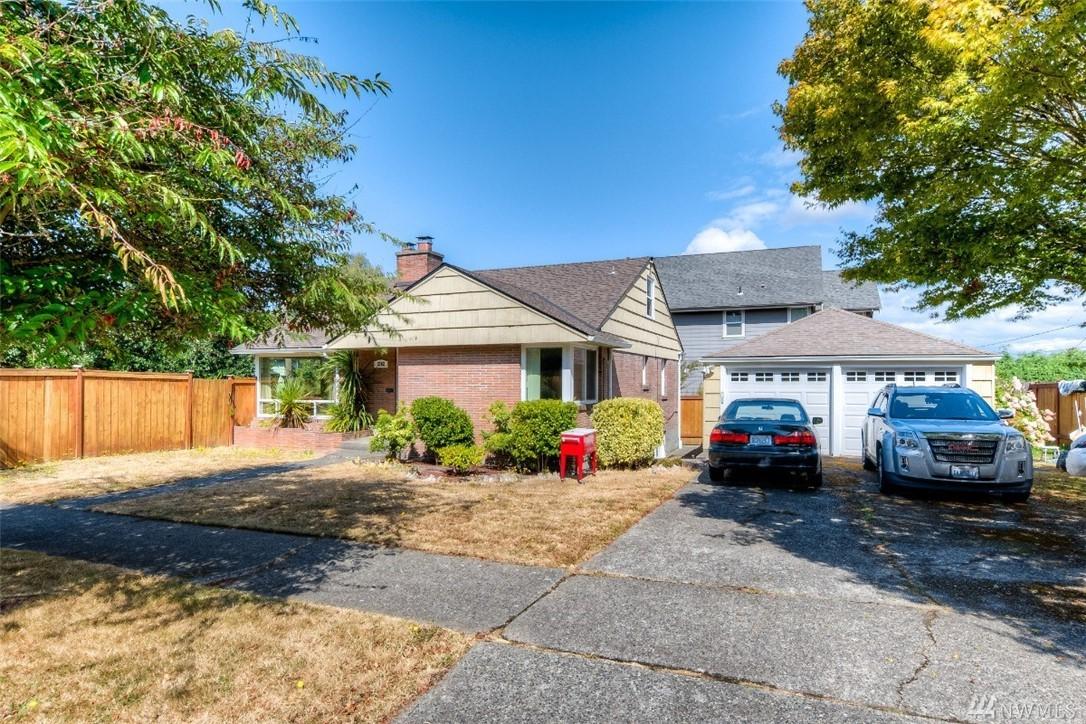3702 30th Ave - Photo 1