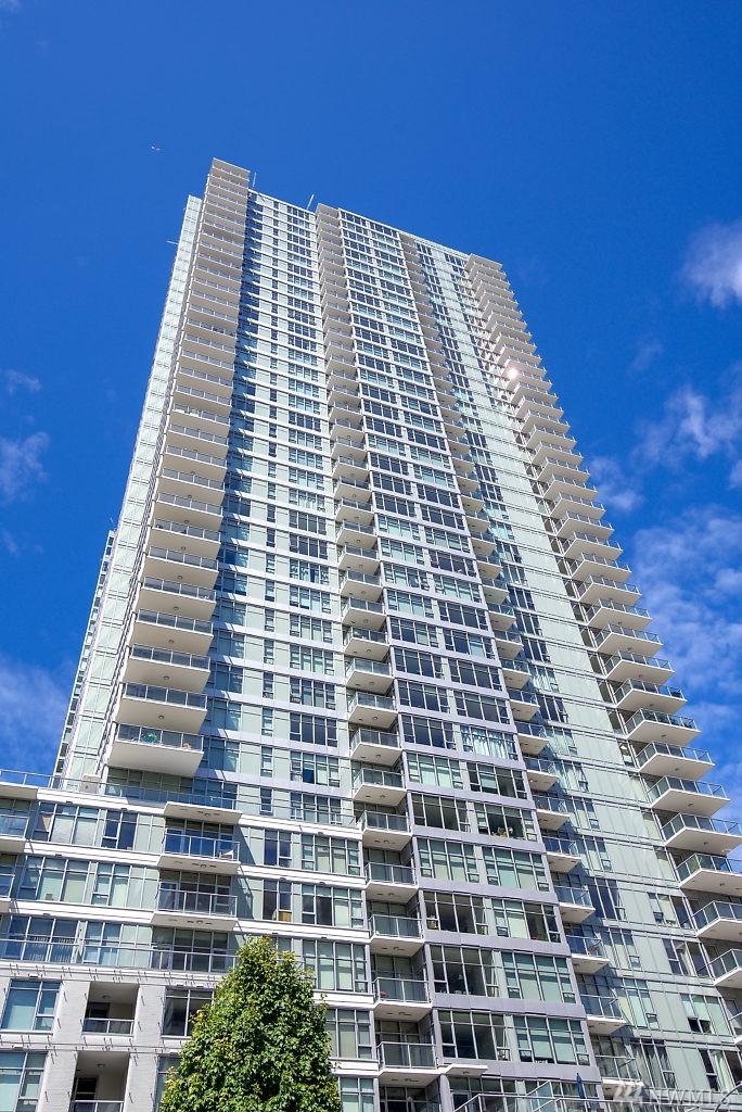 583 Battery St - Photo 1