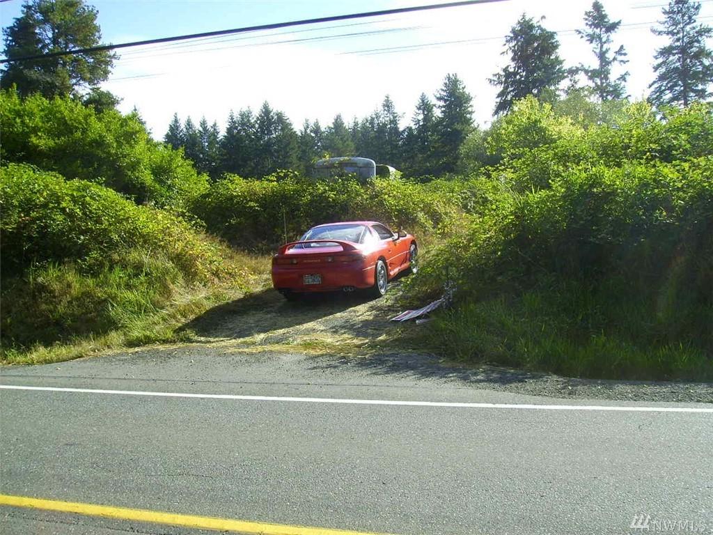 1099 Woods Rd - Photo 1