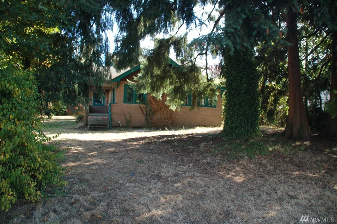 4325 102nd St - Photo 1