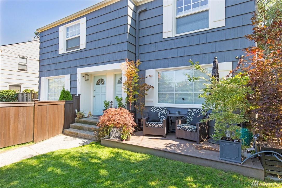 3022 31st Ave - Photo 1