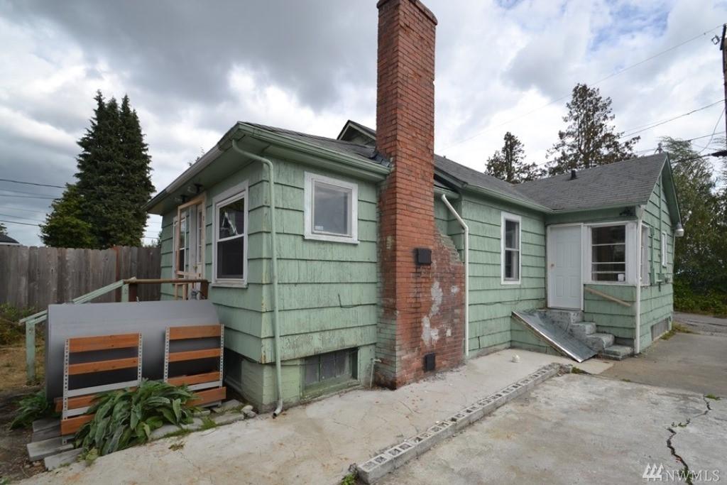 3809 Wetmore Ave - Photo 1