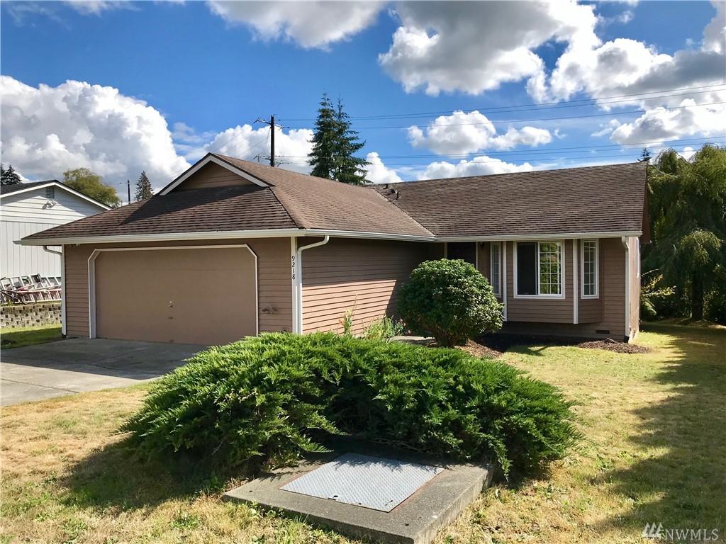 9218 19th Place - Photo 1