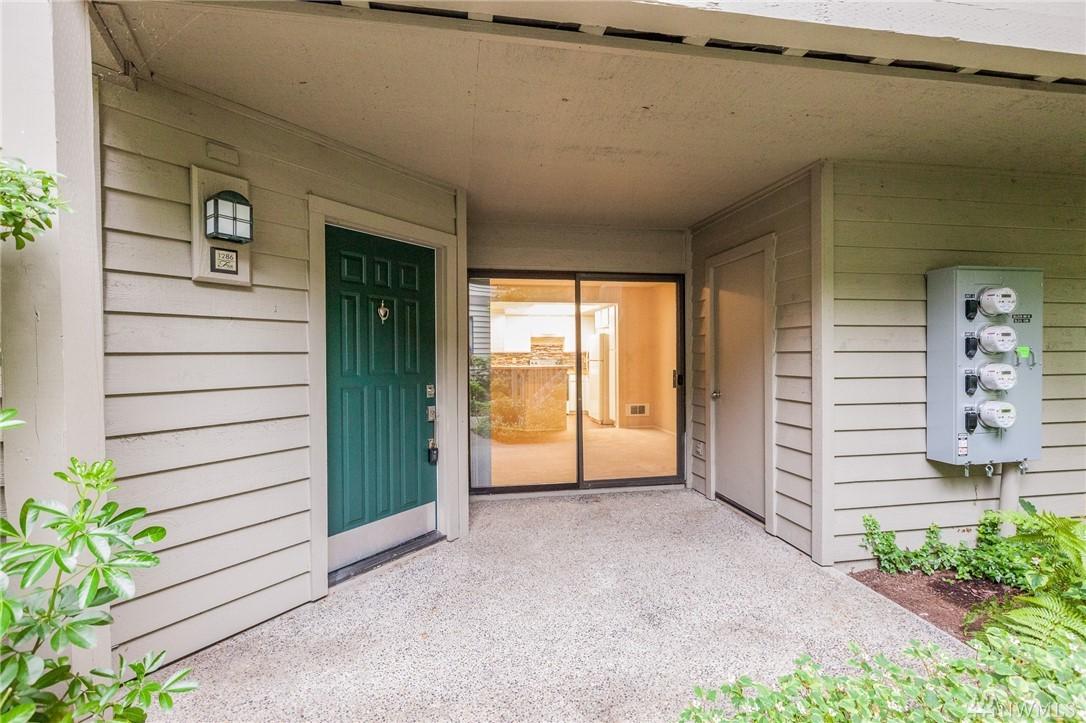 1286 Bellevue Wy - Photo 1
