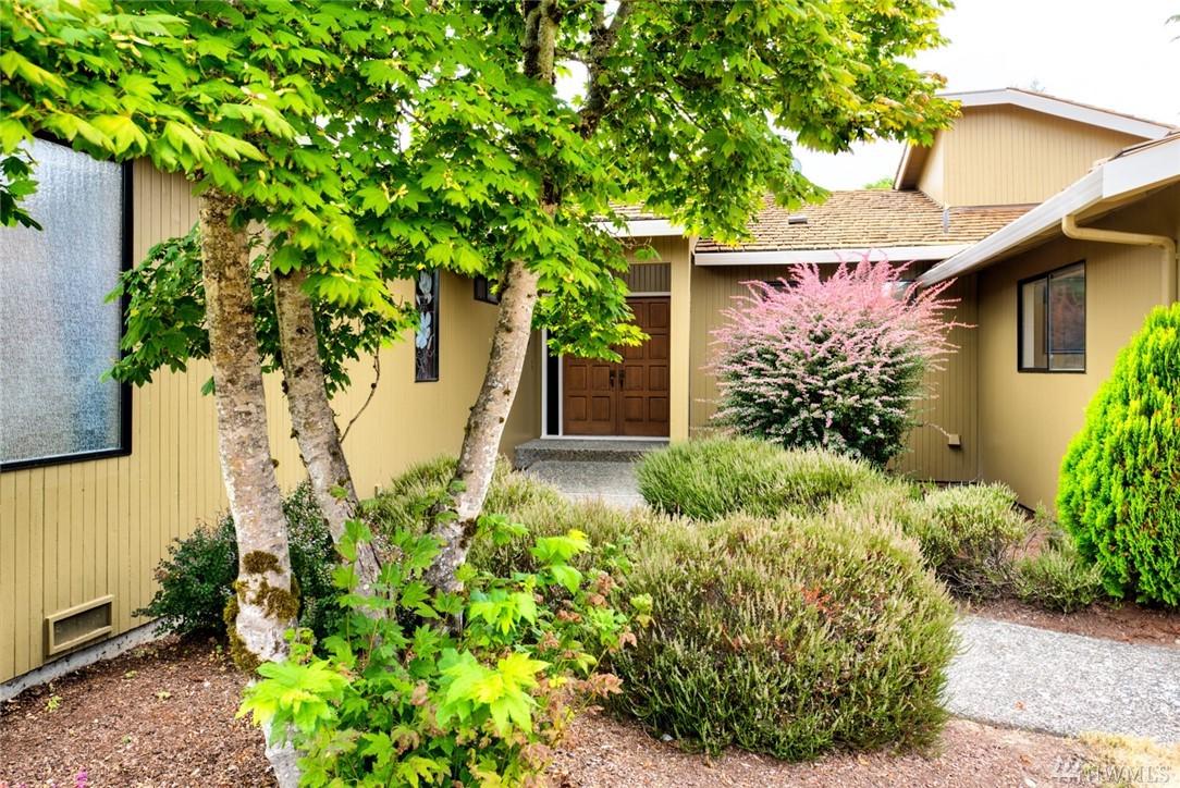 24208 138th Ave - Photo 1
