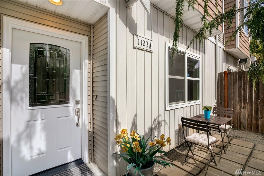 1123 94th St - Photo 1
