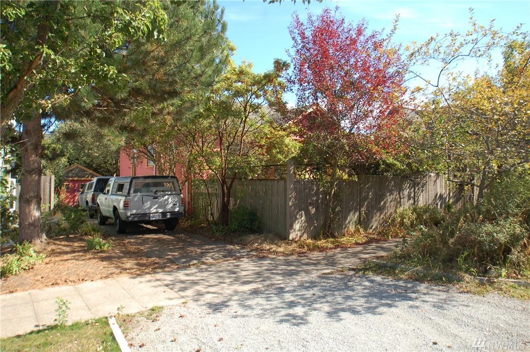 4736 35th Ave - Photo 1