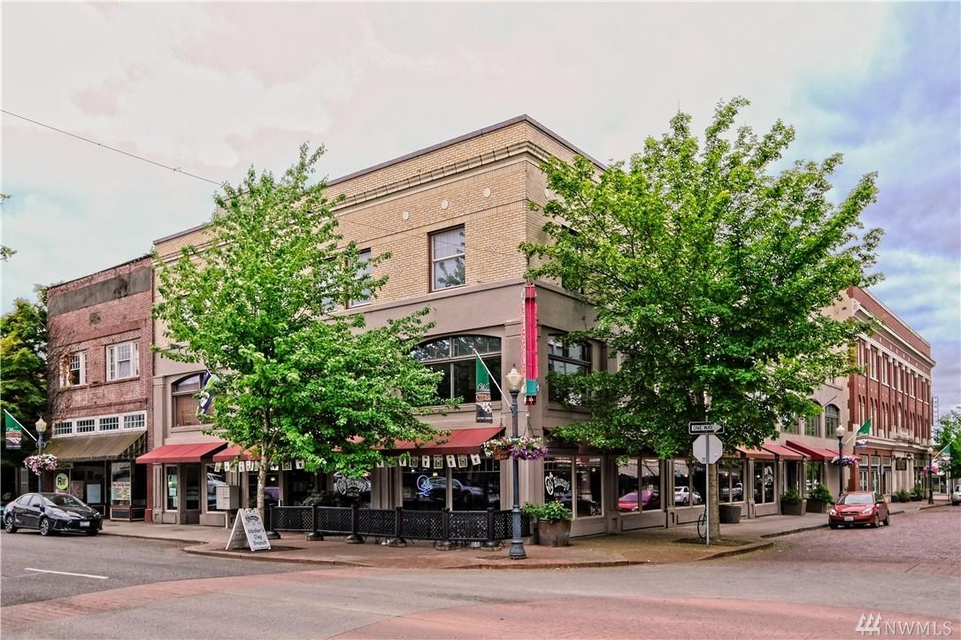 219 Tower Ave - Photo 1