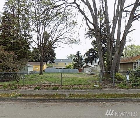 7445 Prospect St - Photo 1