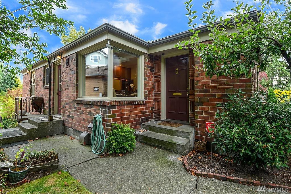 2350 Boyer Ave - Photo 1